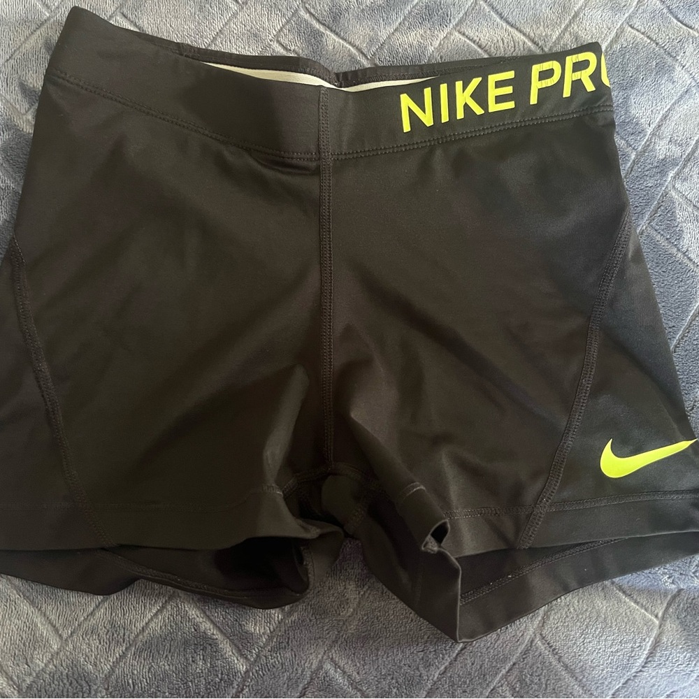 Black & Neon Green Nike Pro